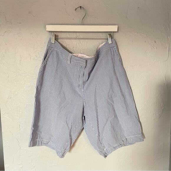 L.L. Bean Favorite Fit Blue/White Striped Nautical Women's Bermuda Shorts sz 16 - Picture 1 of 5
